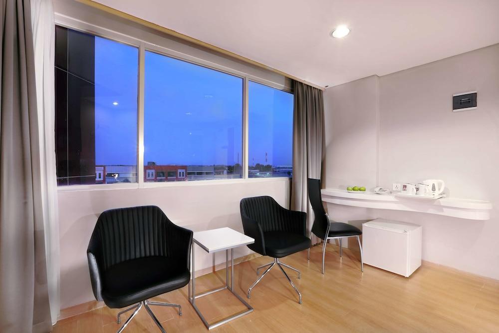Favehotel Jababeka Cikarang Zewnętrze zdjęcie